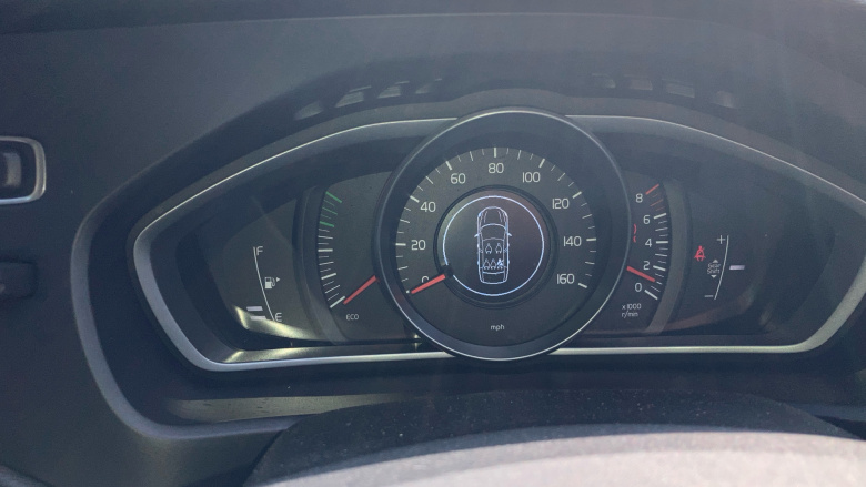 Volvo V40 T3 [152] Cross Country 5dr Petrol Hatchback